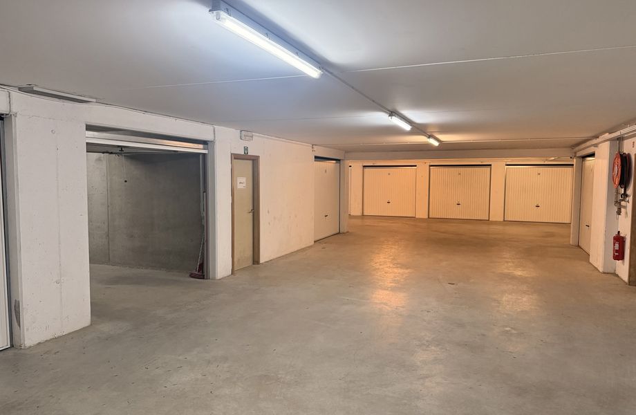 Garage (ferme) à vendre a Westende