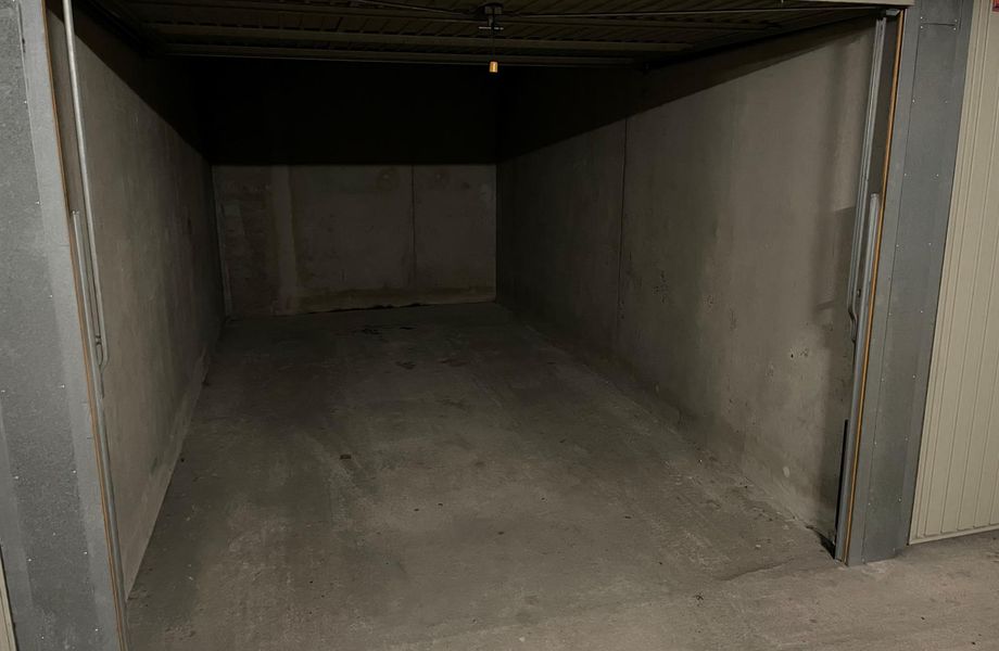 Gesloten garagebox te huur in Westende