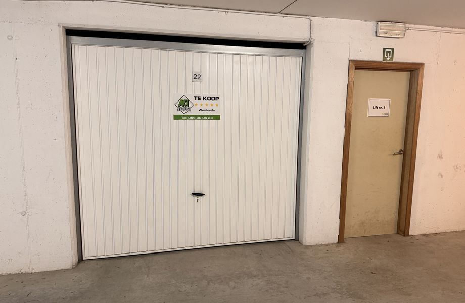 Gesloten garagebox te koop in Westende