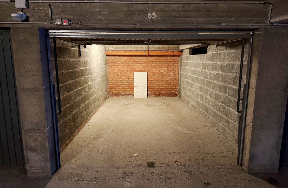 Gesloten garagebox te koop in Westende